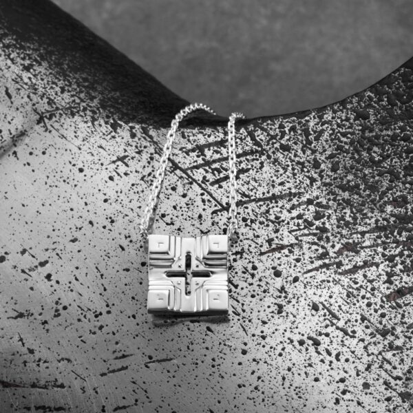 Arc I Necklace.
