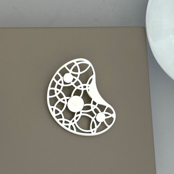 Joy Brooch L.
