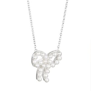 Mini Pearls Bow Necklace.